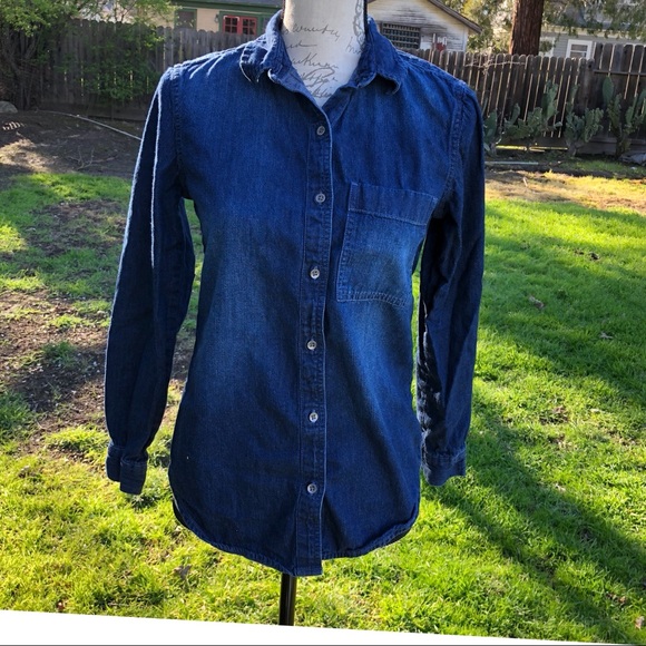 Banana Republic Denim Button Up Shirt - Picture 1 of 8